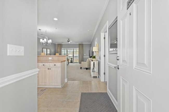 Building Photo - 4140 Hibiscus Dr