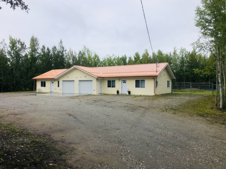 Building Photo - 1152 Dennis Rd