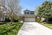 Building Photo - Spacious 5 bedroom home in the heart of Pa...