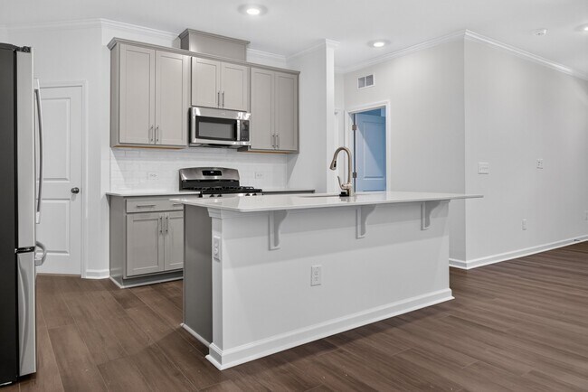 Building Photo - 210 Redford Pl Dr