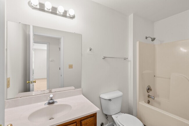 Building Photo - 3517 Prescott Dr