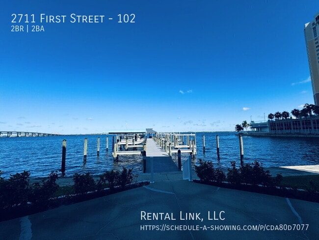 Building Photo - 2711 First St