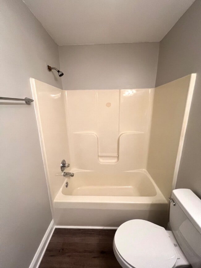 Building Photo - 3409 Dailey Rd