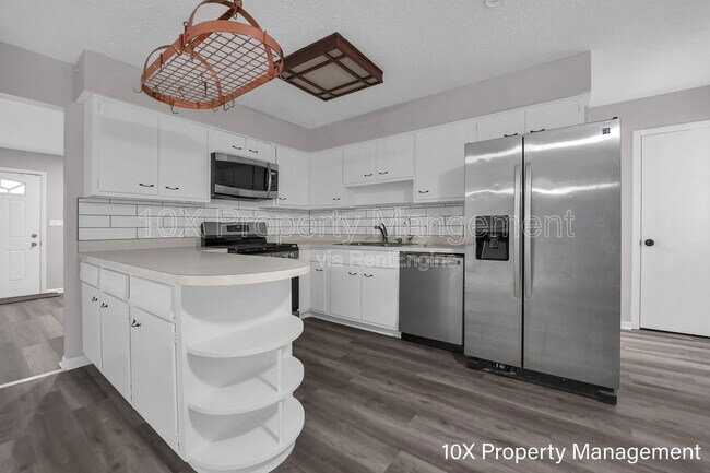 Building Photo - 2892 Longfield Rd