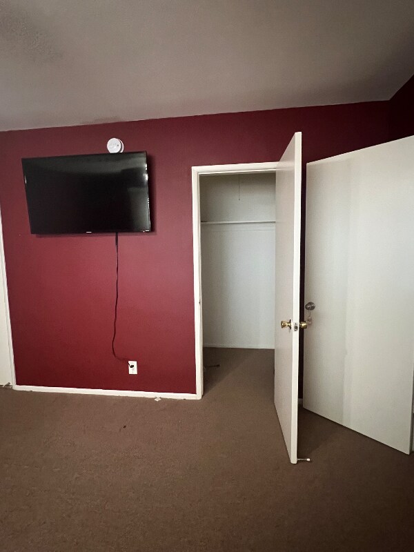 Building Photo - 3622 Mentone Ave