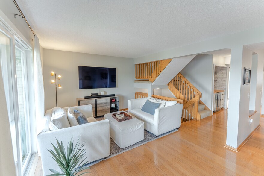 Primary Photo - 6339 Saint Croix Trl N