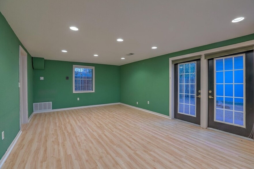 Building Photo - 2708 Campbell Rd NW