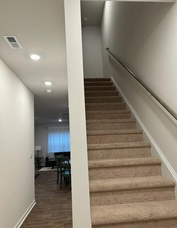 Building Photo - Room in Townhome on Murray Br Dr