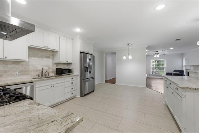 Building Photo - 2725 Ryan Pl Dr