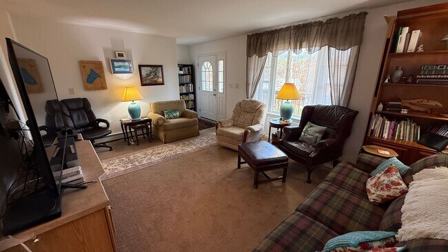 Building Photo - Single Family Ranch Style Home- South Berwick, ME