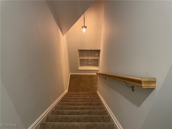 Building Photo - 2145 N Taylor Rd