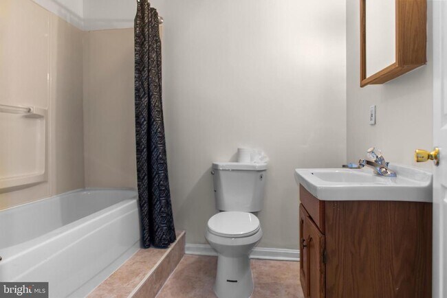 Building Photo - 8514 Rheims Ct