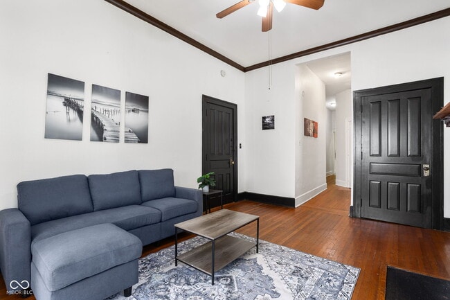 Building Photo - 784 Woodruff Pl E Dr