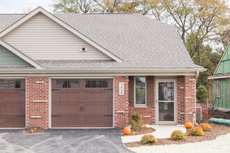 Building Photo - 1410 David Dr