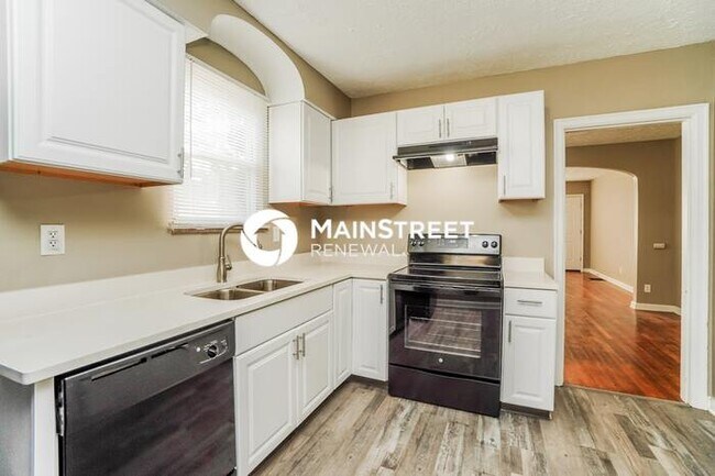 Building Photo - 3 Bedroom Pet-Friendly Home in Columbus, O...