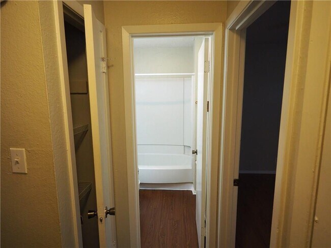 Building Photo - 4303 Acropolis Ct