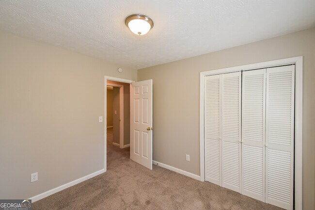 Building Photo - 4073 Westview St