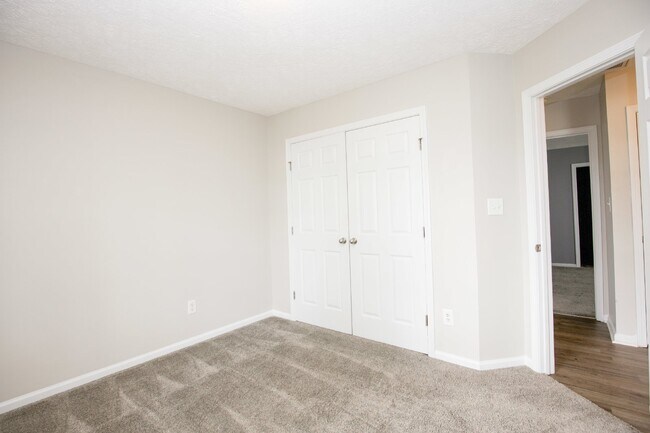 Building Photo - Charming 3 Bed, 2 Bath Rental Home in Raeford, NC - Don't Miss Out!