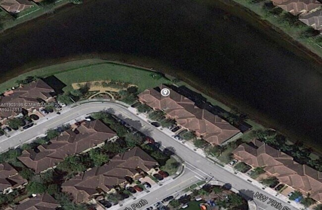 Building Photo - 10983 NW 79th St