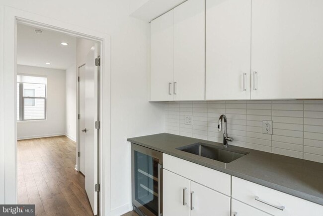 Building Photo - 3126 Pierview Ln