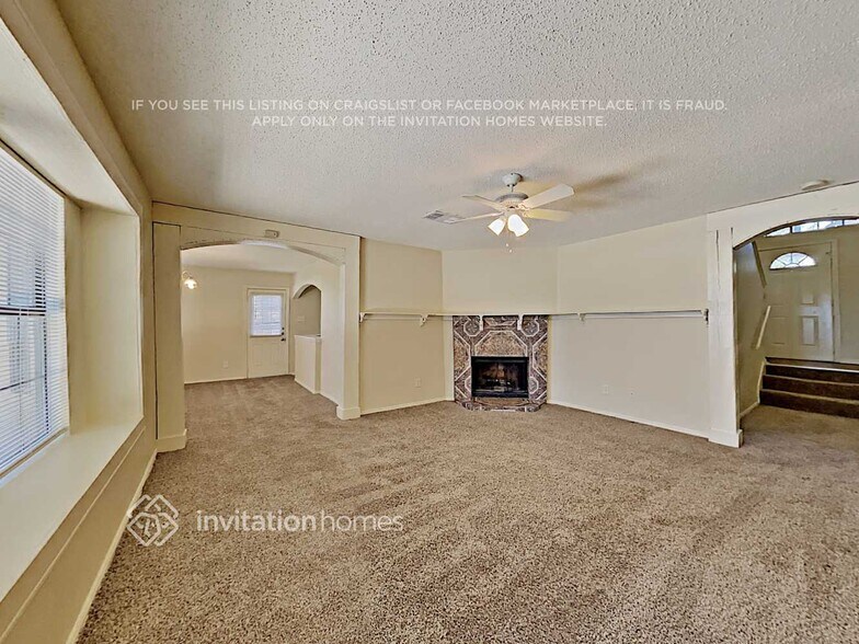 Building Photo - 5201 Waltham Ct