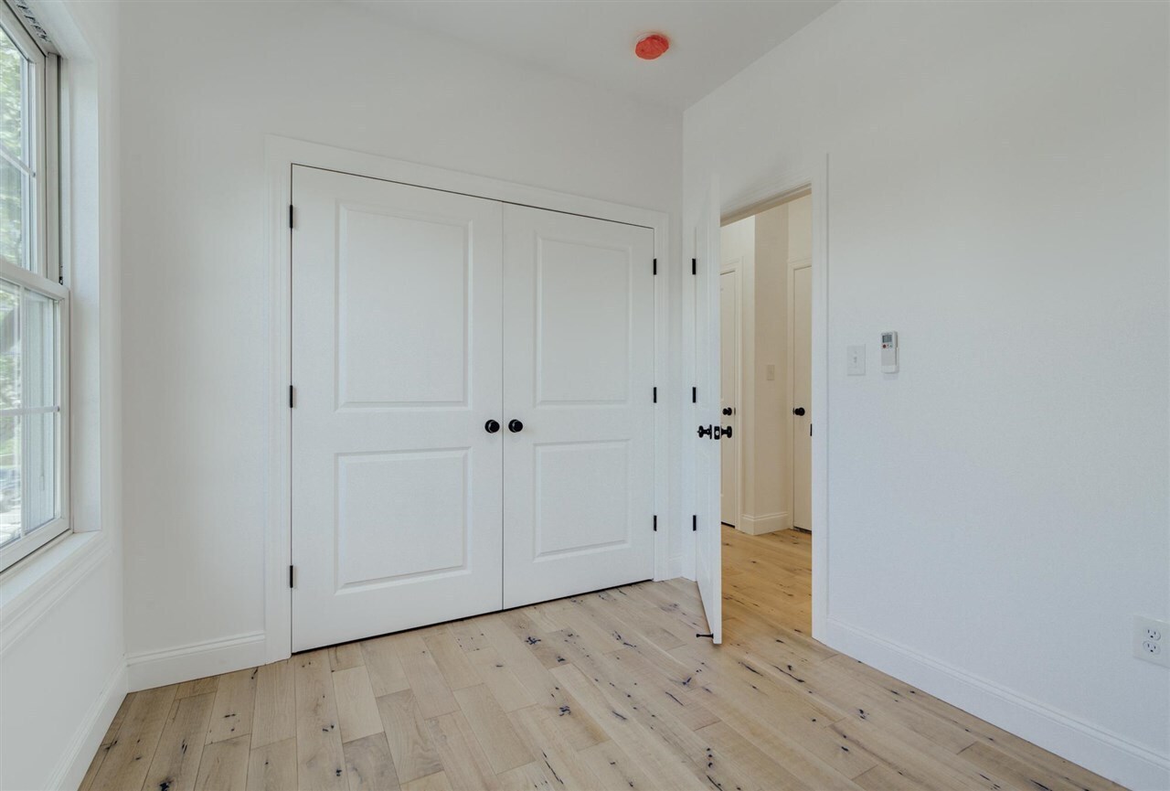 Building Photo - 671 Palisade Ave