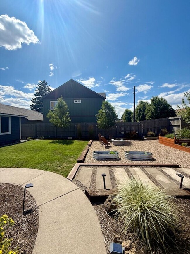 Building Photo - Serene Remodeled 4 Bedroom on Large Lot w/...