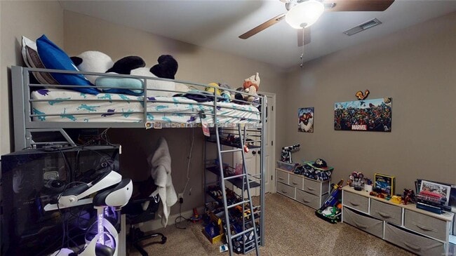 Building Photo - 150 Village Ct