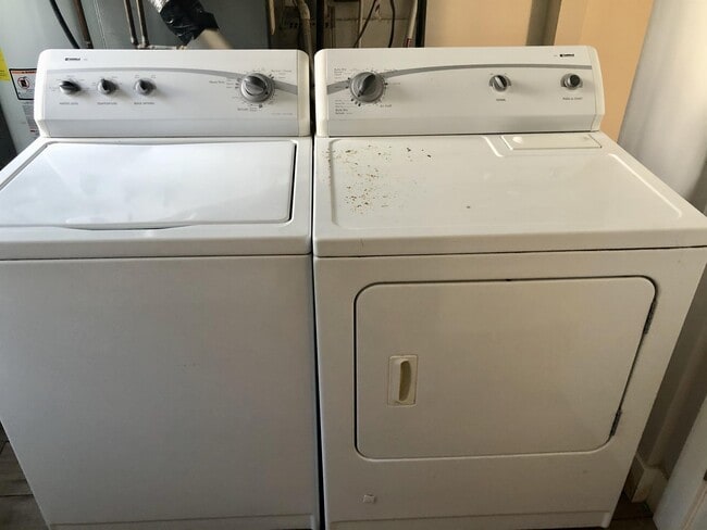 Building Photo - 4244 Gilbert Ave