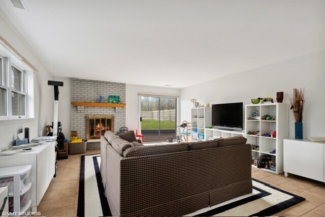 Building Photo - 47 W Stone Ave