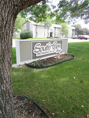 Primary Photo - Southglen Apartments