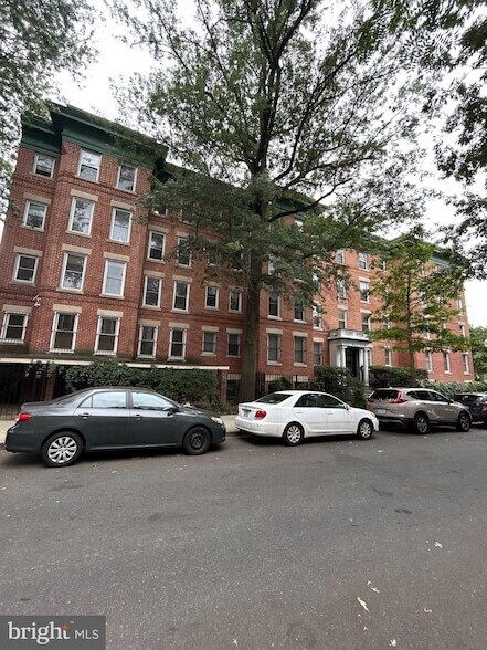 Building Photo - 52 Quincy Pl NW
