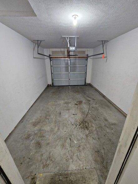 Building Photo - 109 Courtright East Rd