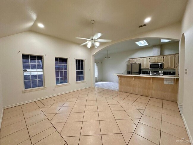 Building Photo - 3509 N 29th Ln