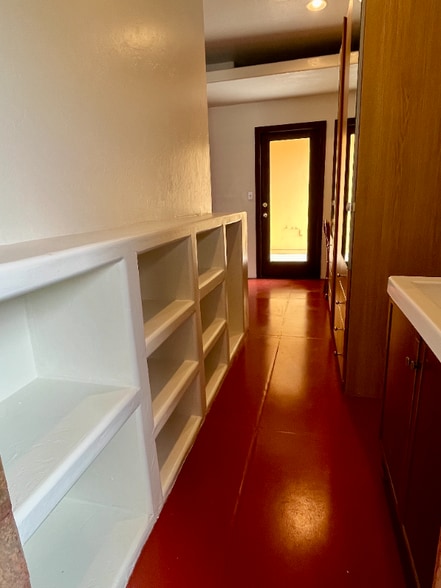 Building Photo - 1519 S Tucson Blvd