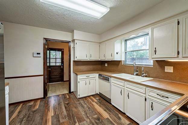 Building Photo - 15111 Gladebrook Dr