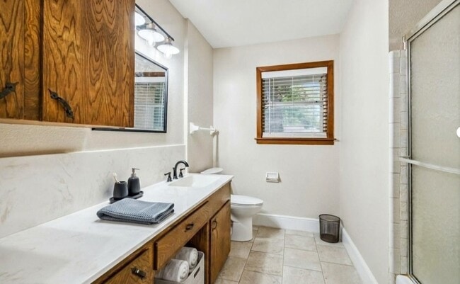 Building Photo - 20631 Nannette Ln
