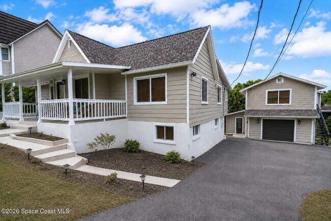 Building Photo - 44 Barton Ave