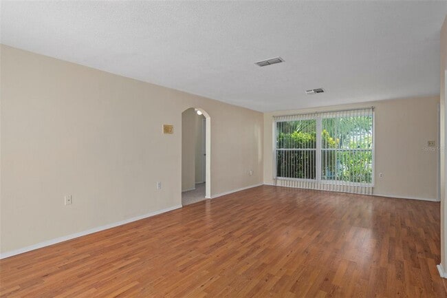 Building Photo - 7403 Populus Dr