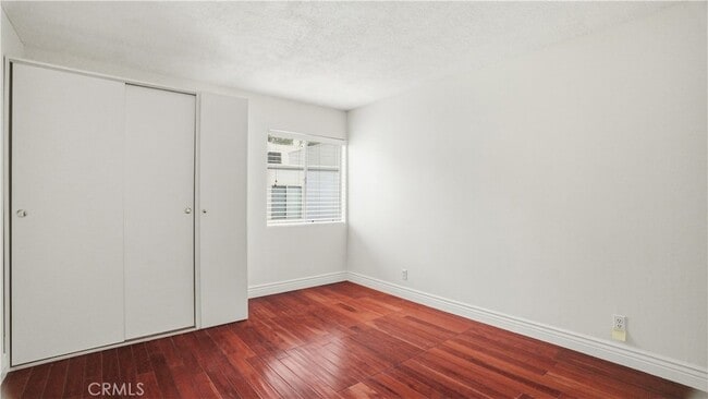 Building Photo - 18645 Hatteras St