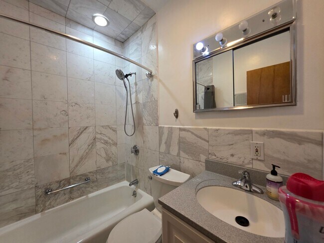 Building Photo - No Brokers Fee, Central Heat/AC, Garage Pa...