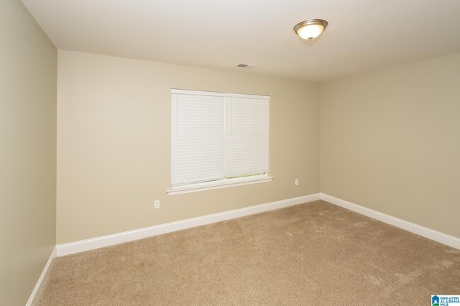 Building Photo - 450 Marsh Cir