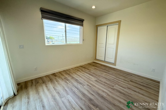 Building Photo - Brand New 2 Bed/2 Bath ADU with Balcony + A/C in South San Francisco