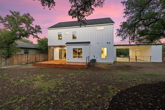 Building Photo - 22218 Briarcliff Dr