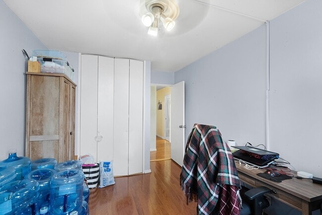 Building Photo - 10 Huron Ave