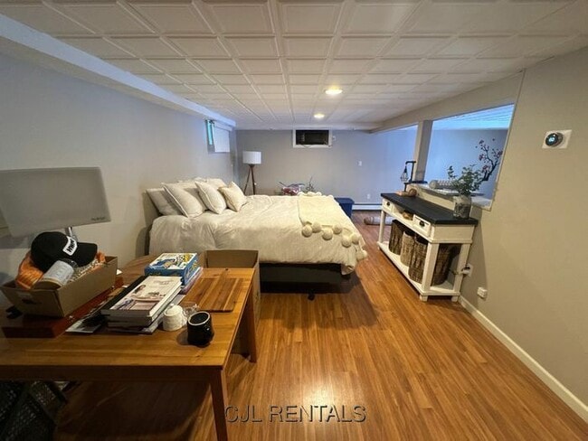 Building Photo - 41 Beaverbrook Rd