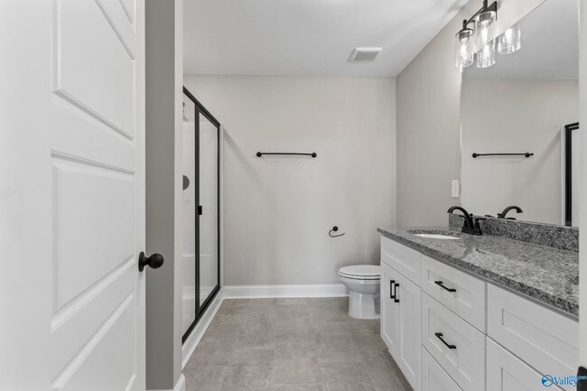 Building Photo - 245 Susan Lynn Dr