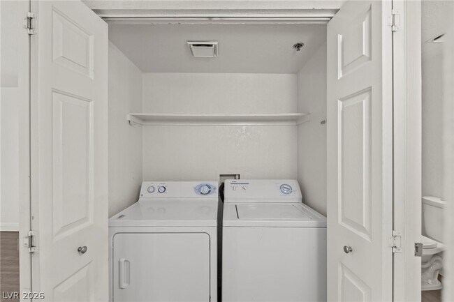 Building Photo - 4200 S Valley View Blvd