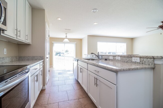 Building Photo - 2677 Grassmoor Loop