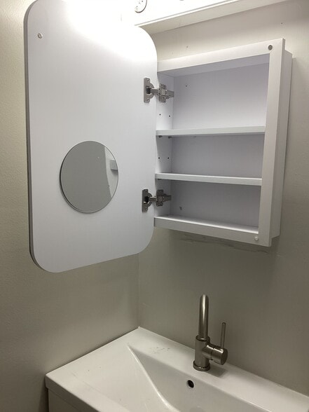 New vanity - 1003 E Hunter Ave